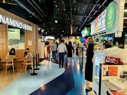 One Raffles Place (D1), Retail #559562551